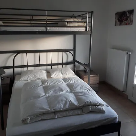 Maison Des Levriers Met Zwemvijver En Airco In Katharenland * Luc-sur-Aude